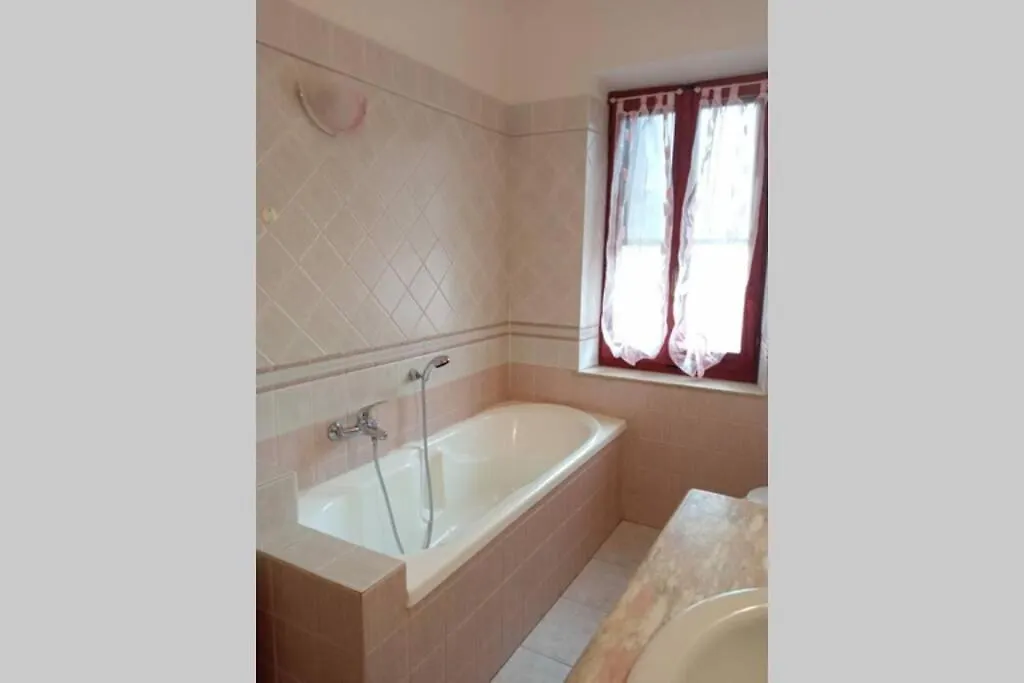 Casa In Zona Tranquilla A Carbonia Villa 0*,
